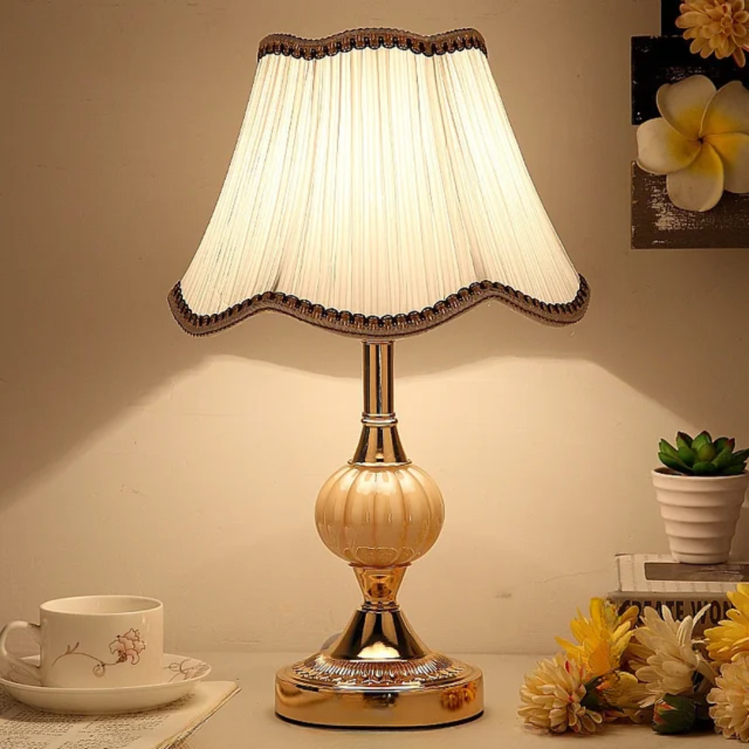 Quixy Floral Table Lamp