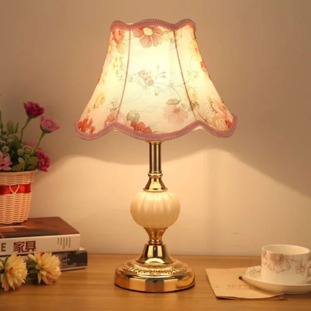 Quixy Floral Table Lamp