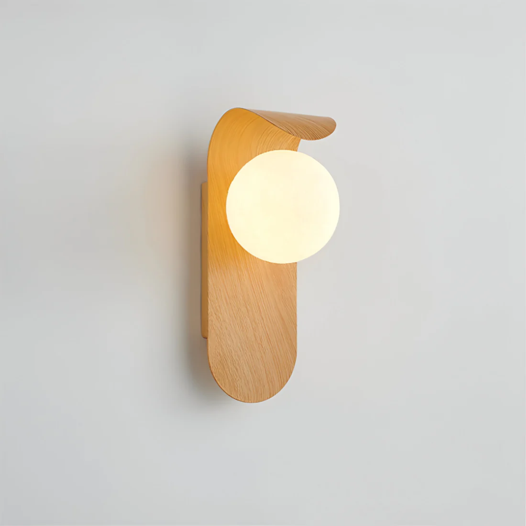 Icar Wooden Wall Lamp