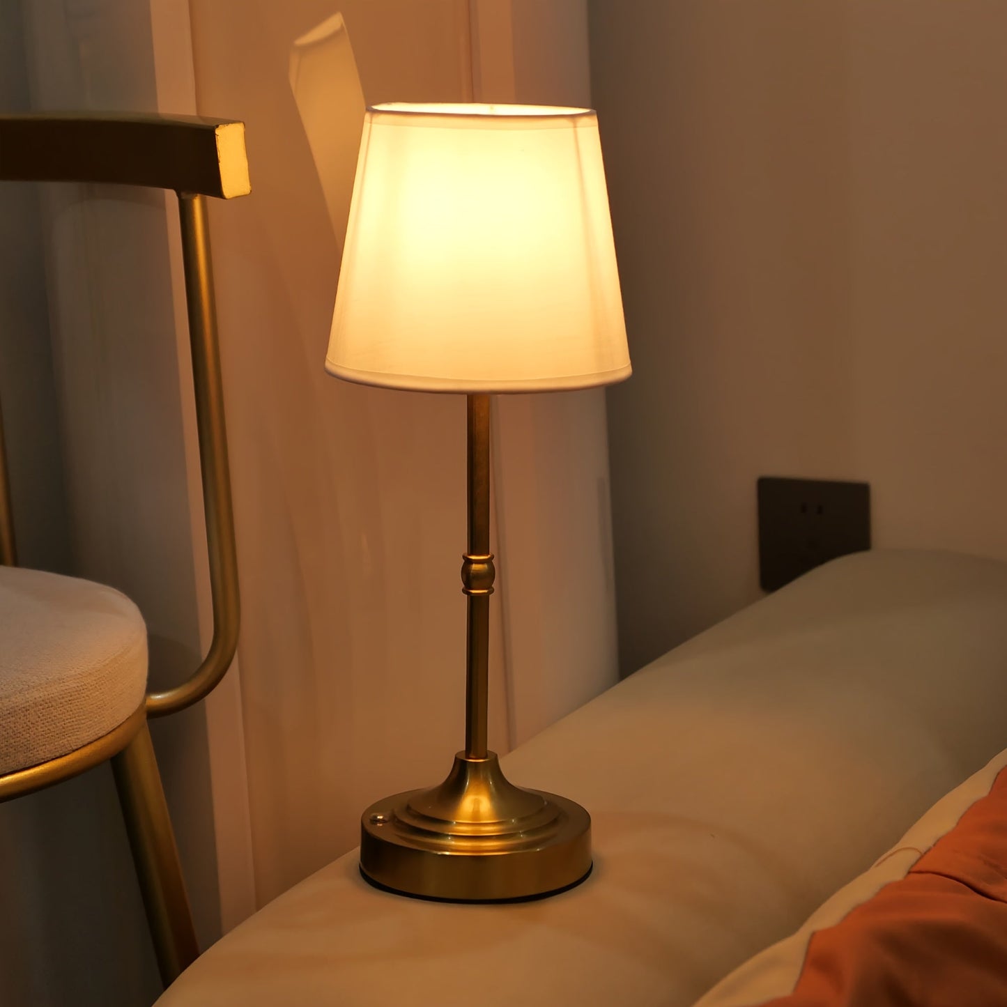 Cordless Dimmable Table Lamp