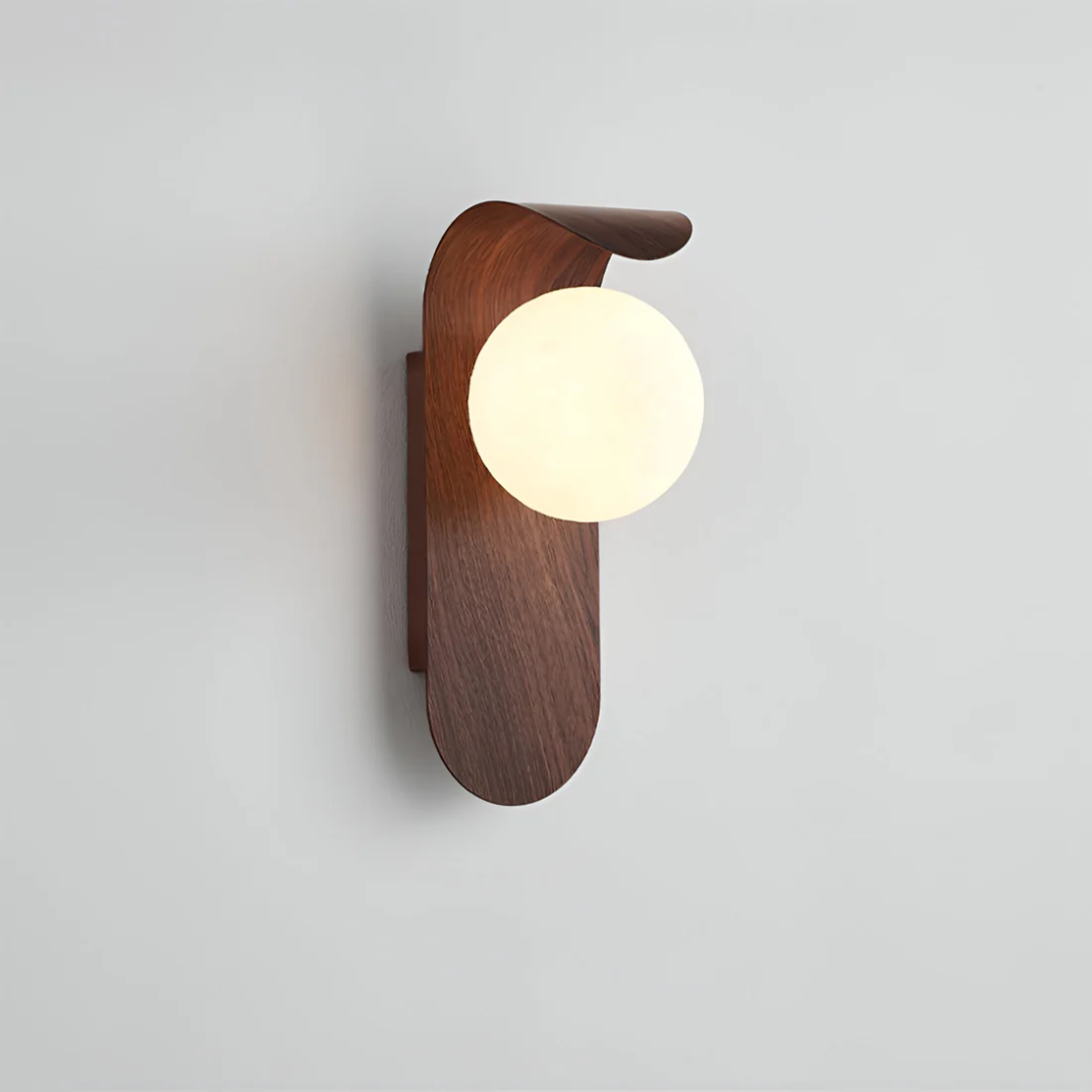 Icar Wooden Wall Lamp