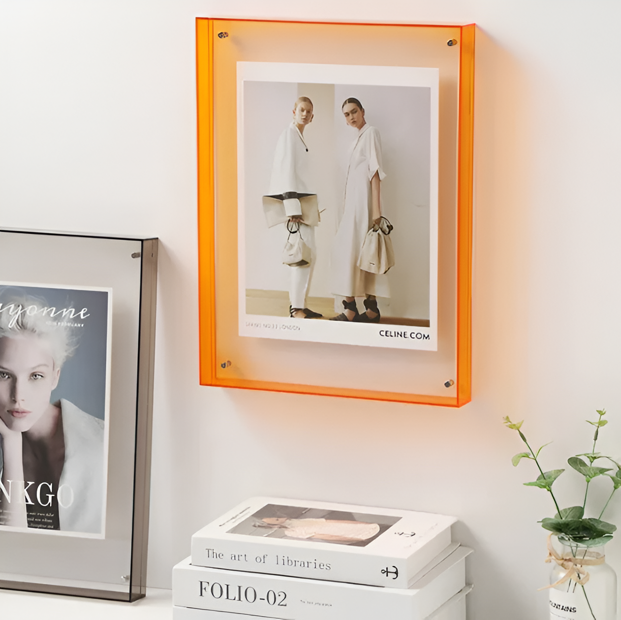 Seravina Acrylic Photo Frame