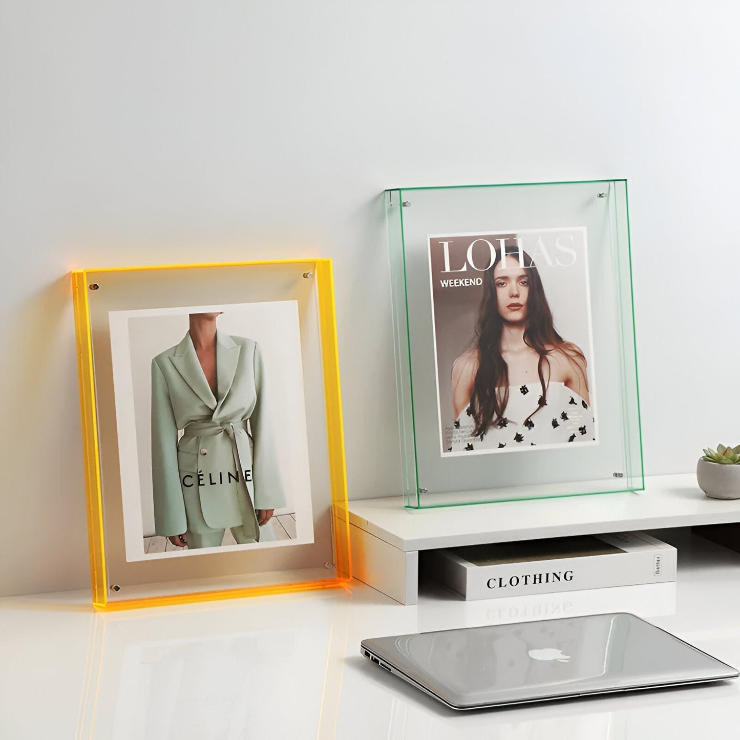 Seravina Acrylic Photo Frame