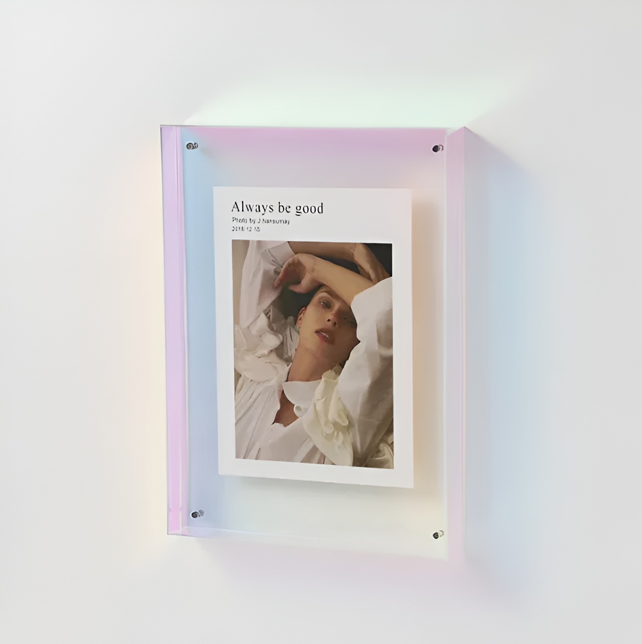 Seravina Acrylic Photo Frame