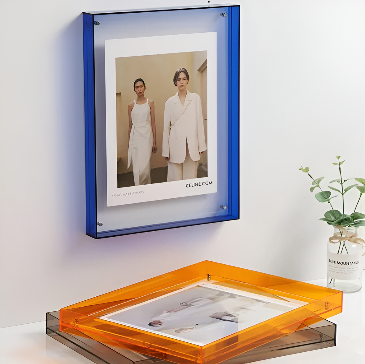 Seravina Acrylic Photo Frame