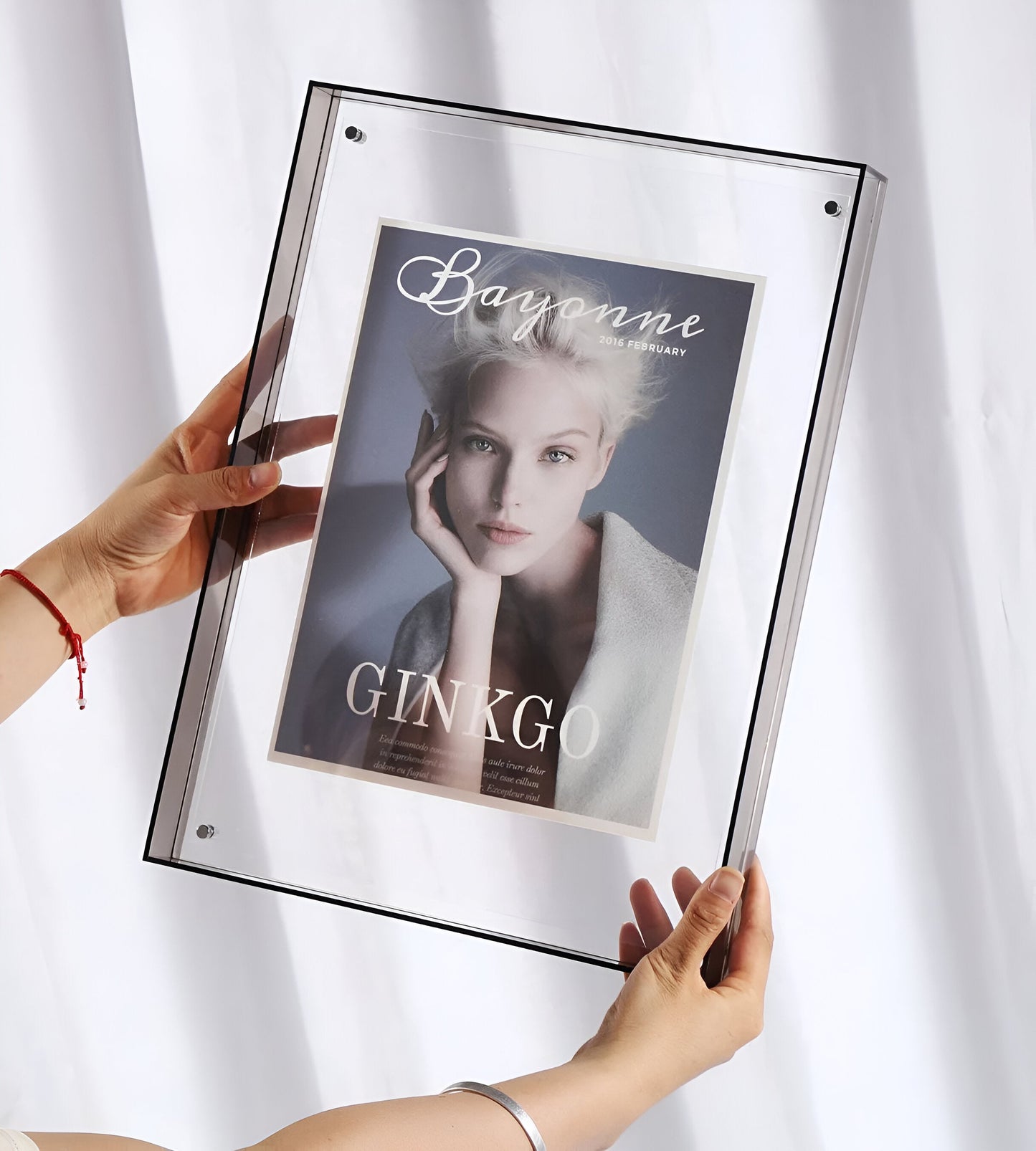 Seravina Acrylic Photo Frame
