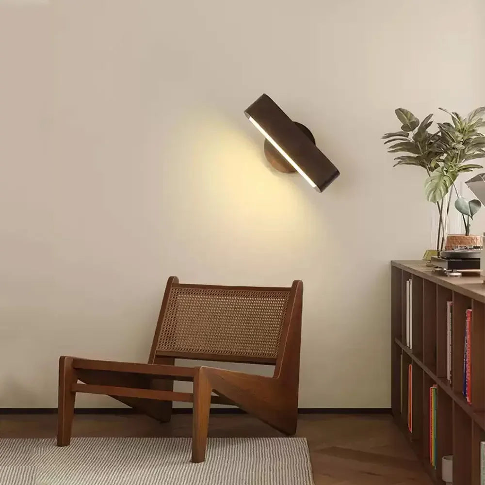 Rotating Wood Wall Lamp